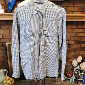 OshKosh B'gosh Men's Grey Plaid Button Down Shirt Pearlsnap Thrashed Distressed
